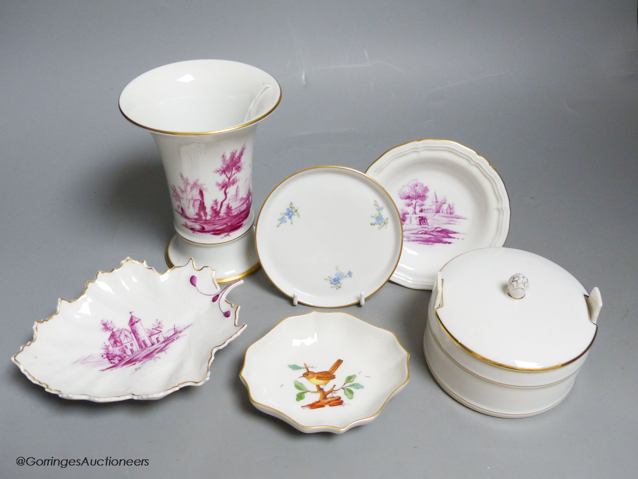 A Hochst vase, a leaf dish, etc., tallest 14.5cm